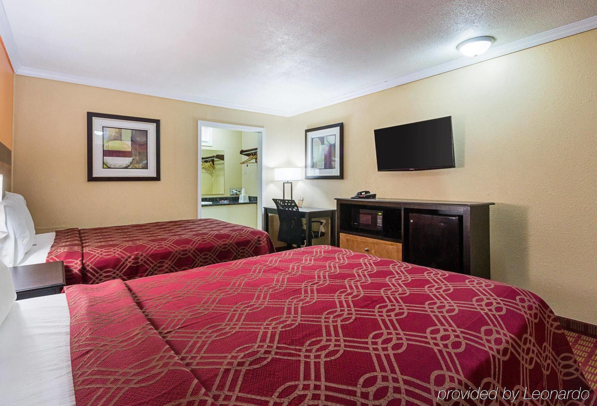Rodeway Inn West Dodge Omaha Bagian luar foto