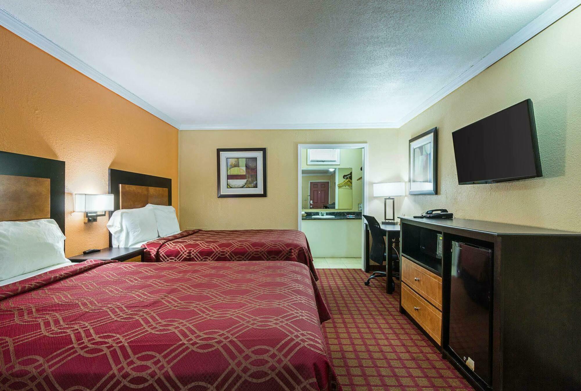 Rodeway Inn West Dodge Omaha Bagian luar foto