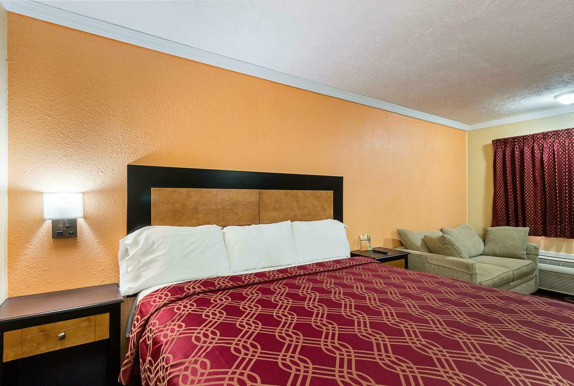 Rodeway Inn West Dodge Omaha Bagian luar foto